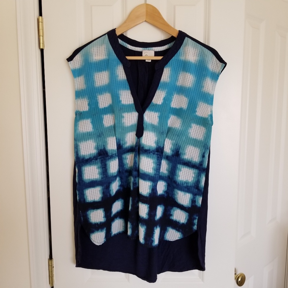 Anthropologie Postage stamp blue tie dye top sz M
